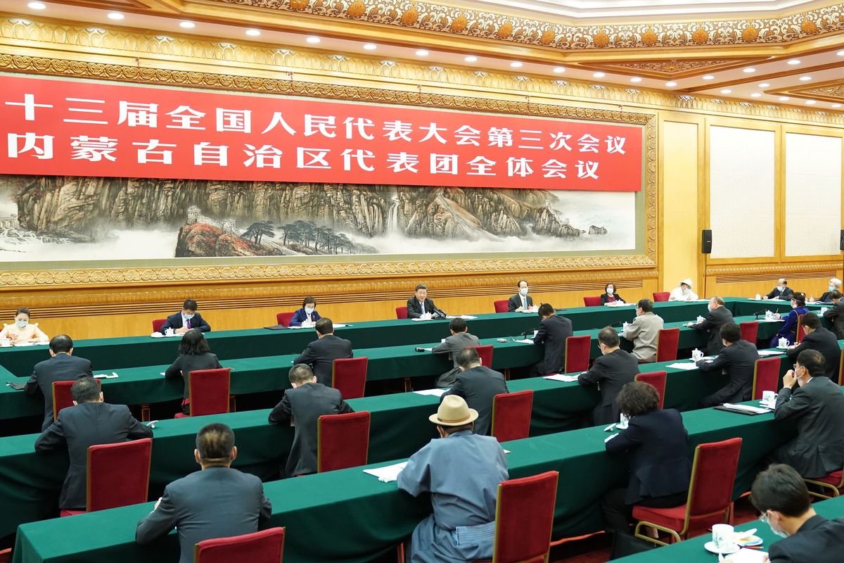 习近平在参加内蒙古代表团审议时强调 坚持人民至上 不断造福人民 把以人民为中心的发展思想落实到各项决策部署和实际工作之中