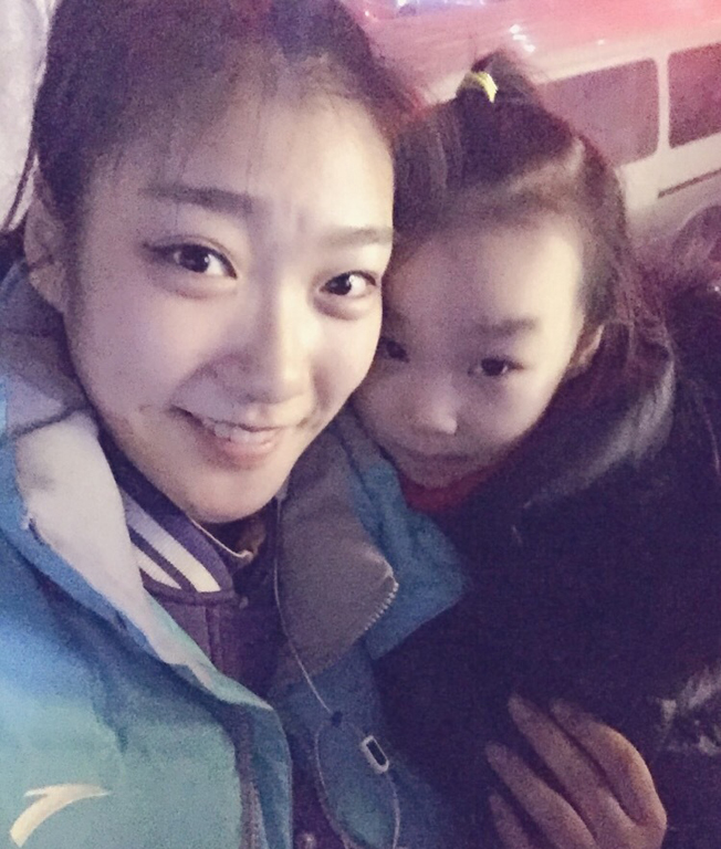 中国女篮新晋女神私照曝光 爱自拍+甜品潮牌