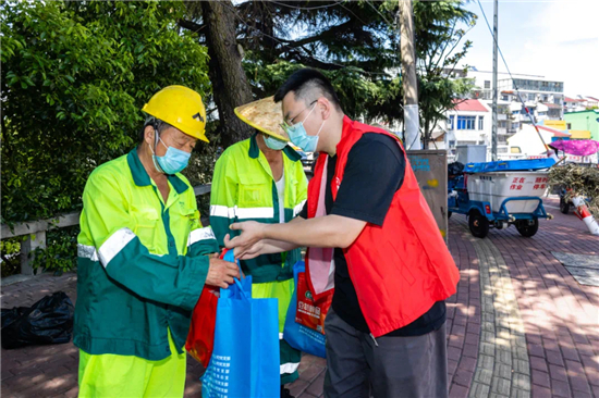 苏州市吴中区城南街道强化“四大功能” 深入践行“两在两同”_fororder_图片3_副本