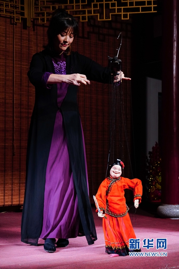 泉州提线木偶戏：指尖悬丝 演绎人间悲喜
