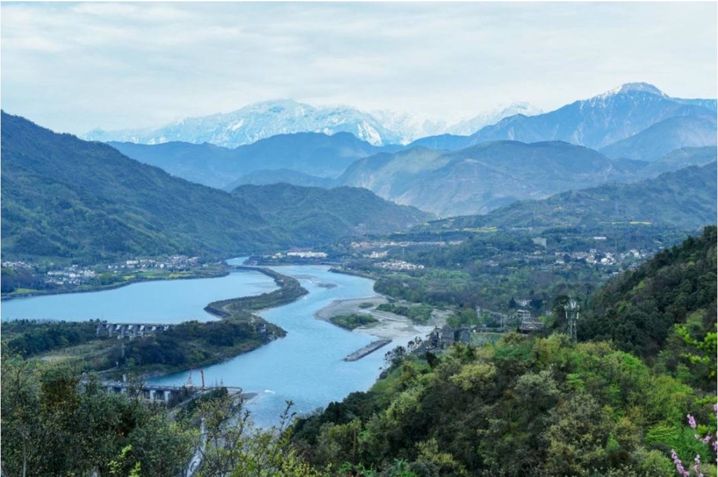 （中首）青城山-都江堰、峨眉山两大5A景区拟被评为第一批国家级文明旅游示范单位！