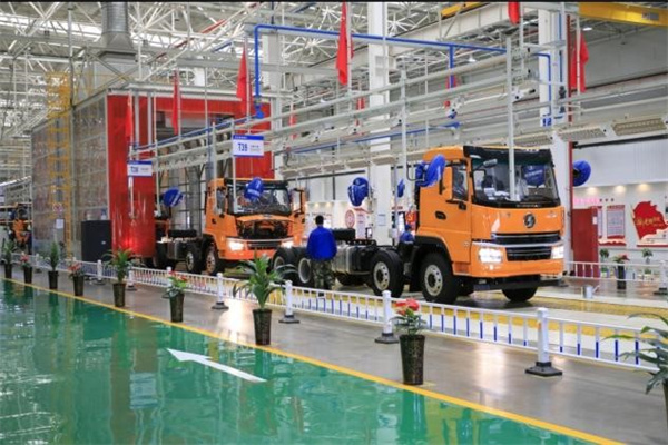 陕汽商用车：从细节带来极致体验 轻量化“王者”归来_fororder_6