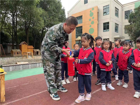 无锡市惠山堰桥实验幼儿园：萌娃学消防 乐享趣味“消防课”_fororder_9