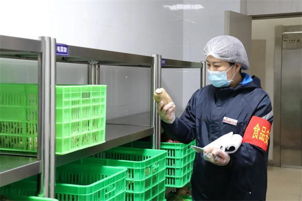 校园食品安全“保胃战” 西安曲江新区有妙招_fororder_图片1