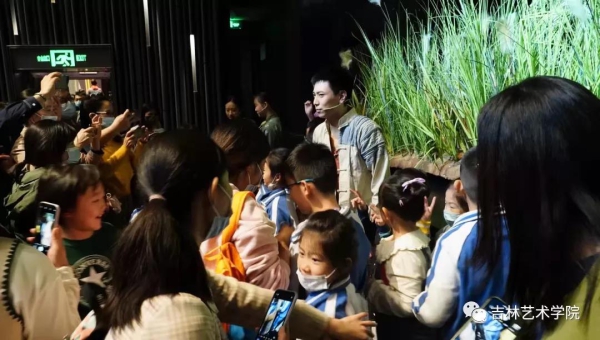 吉林艺术学院精品话剧在深圳精彩亮相