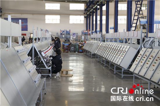 【网眼看镇江 见证加速跑】扬中市：以“红色引擎”领航“智造高地”_fororder_IMG_1182_副本