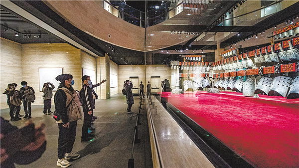 新馆历时8年筹建正式开放 “长大了”的湖北省博物馆好亲近_fororder_01