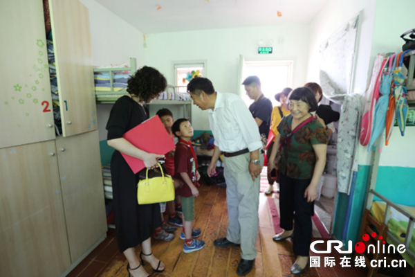 【供稿待审】“阳光相伴 与爱同行”——北京市朝阳区非公有制医疗机构协会走进太阳村（绿色经济）
