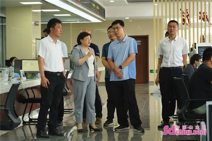 郓城县行政审批服务局:流程再造、提质增效 跑出“百米冲刺”加速度