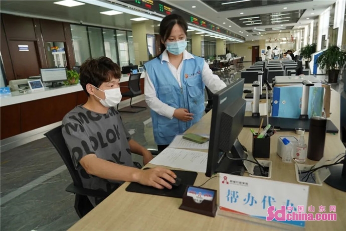 郓城县行政审批服务局:流程再造、提质增效 跑出“百米冲刺”加速度