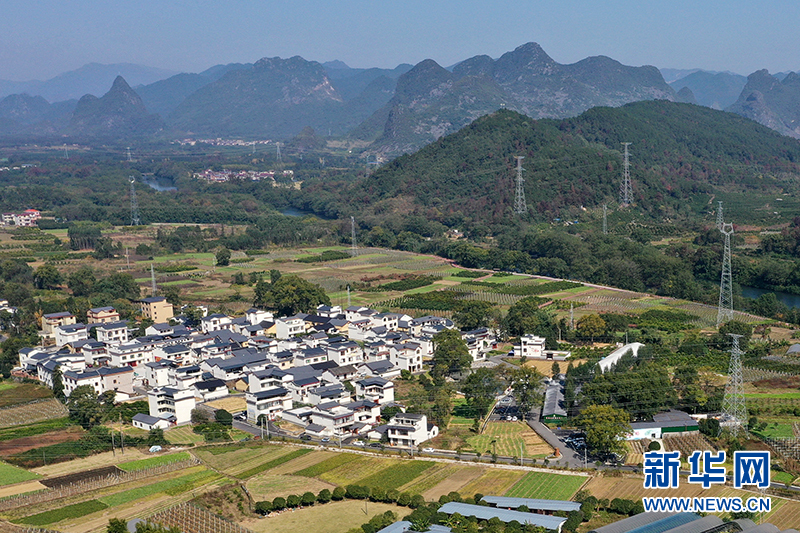 广西灵山县：千年古村焕新颜 风貌提升变网红