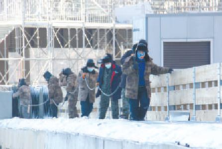 “雪飞燕”加快临电设施建设