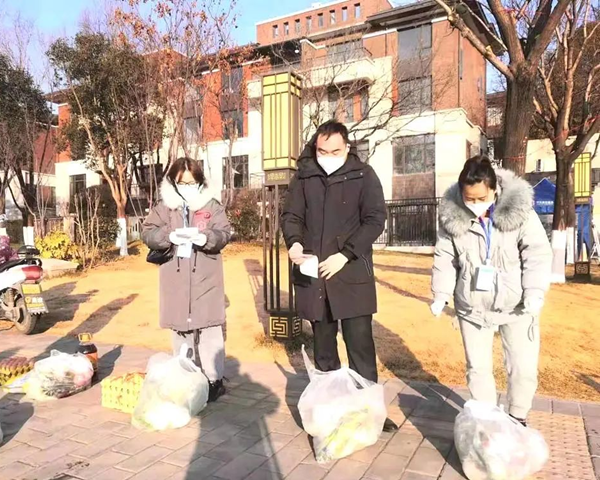 【西安无“疫”样】市民反映“买菜难”？西安多个区县免费上门送菜_fororder_图片1