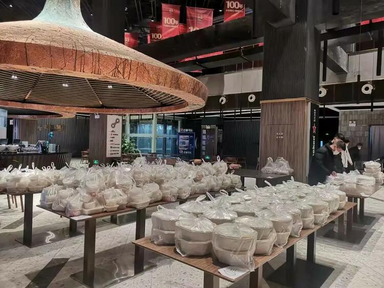 西安旅游集团：全力保障封控管控区居民群众日常生活  助力西安早日打赢疫情防控阻击战_fororder_微信图片_20211230112025