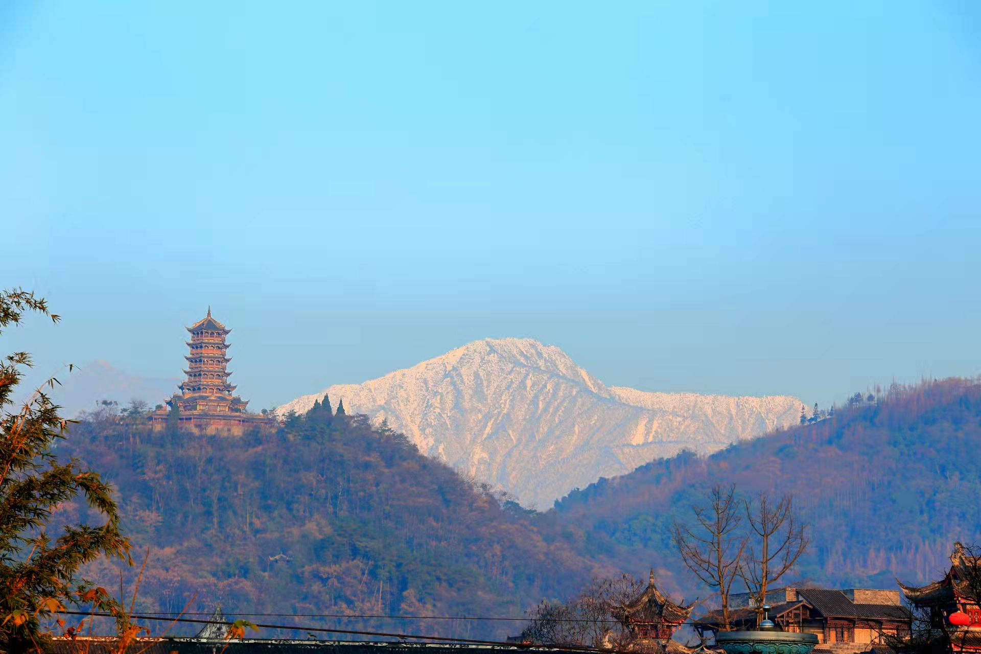 （转载）这里是都江堰，离雪山最近的公园城市！