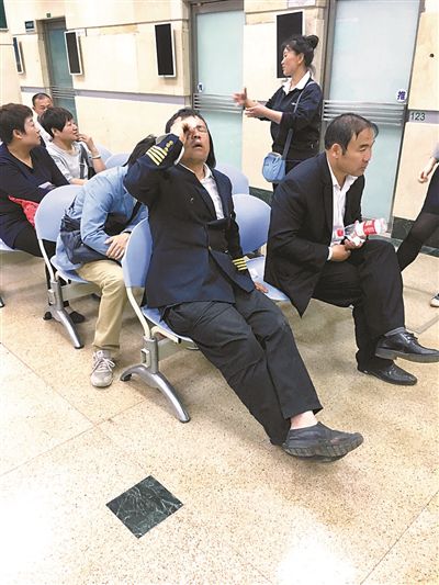 保安被女司机叫人围殴 惹祸车遭人肉原车主喊冤