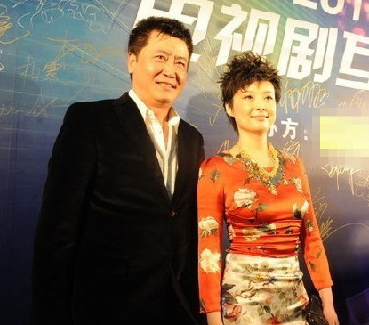 袁立删否认与赵宝刚相恋微博 怒斥：一群神经病