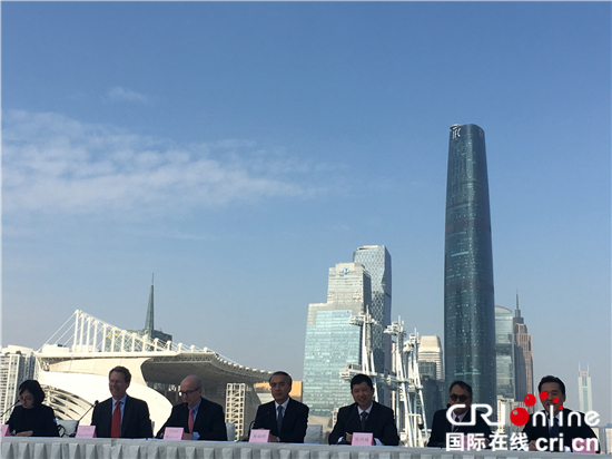 图片默认标题_fororder_广州塔下举行2017《财富》全球论坛新闻发布会_副本_副本