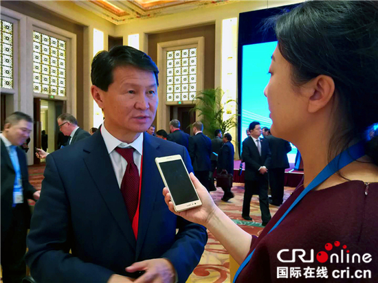 图片默认标题_fororder_蒙古民族民主党主席接受采访_副本_副本