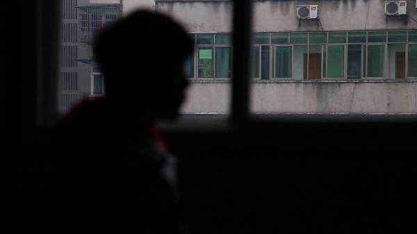 我们和HIV携带者共进晚餐，聊了聊同性恋、性和艾滋病