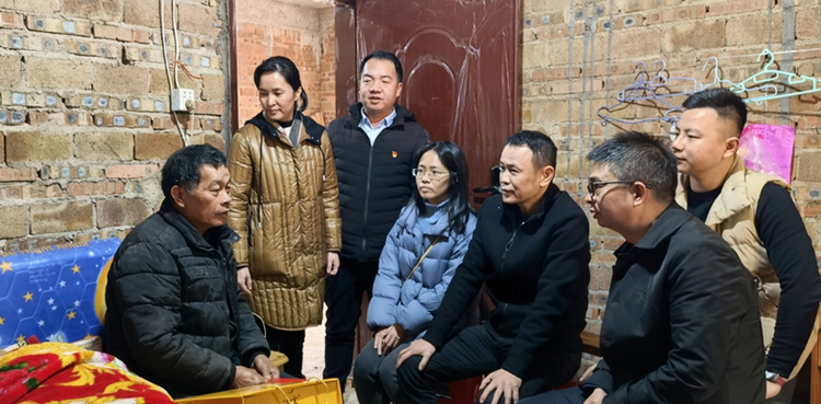 泉州开展“冬日暖人心 新春送关怀”慰问活动_fororder_图片2