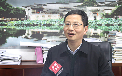访安徽黟县县长程健：“身在桃源里 不知世间事”_fororder_ZSUfPFyi8vWAX3nrAASuNGAPjko806