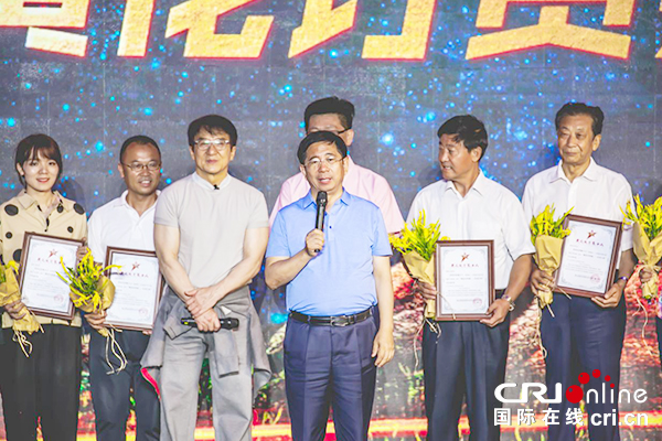 【供稿待审】大同丨星光行动·黄花订货会开启大同脱贫新模式（生态进行时）