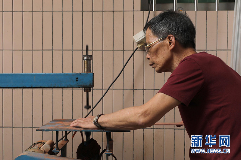 听龙舟故事 看技艺传承