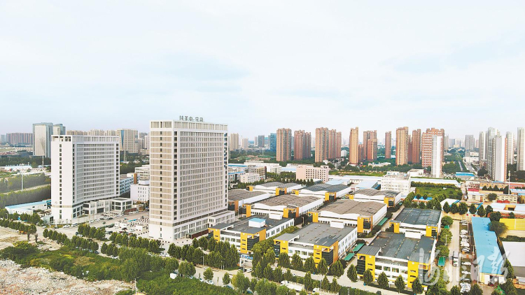保定市委书记党晓龙接受河北日报专访：打造京津冀世界级城市群中的现代化品质生活之城