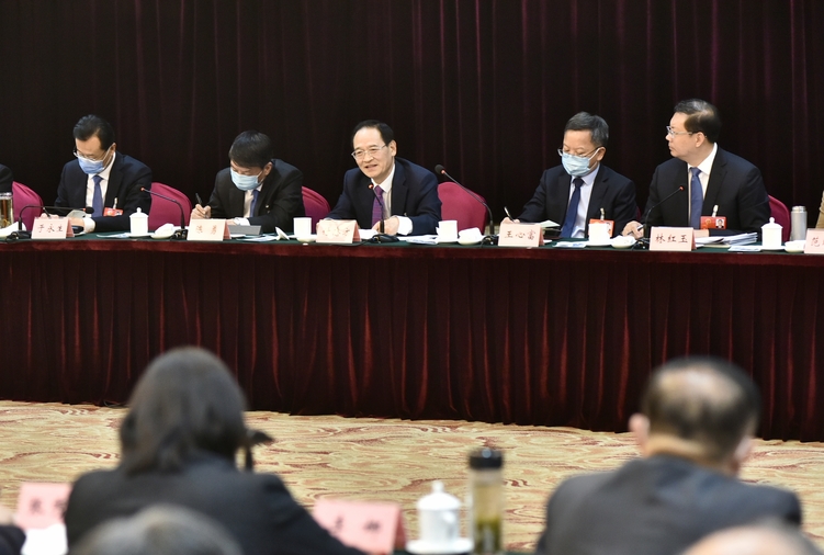 山东省政协主席付志方参加济宁代表团审议