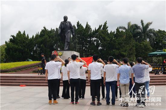 深圳：因改革开放而生 40年变革树旗帜
