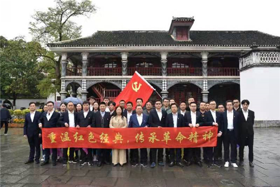 刘书华：从学徒到董事长 建筑工地上的“追梦人”_fororder_图片9