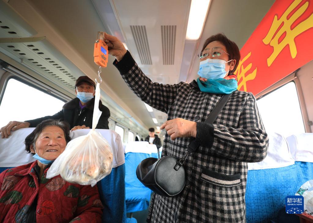 “不一样”的旅途——2022年春运观察