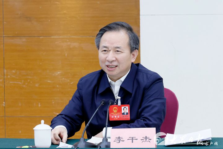李干杰参加菏泽代表团审议时强调 发挥比较优势勇于担当作为 努力在服务和融入新发展格局上走在前