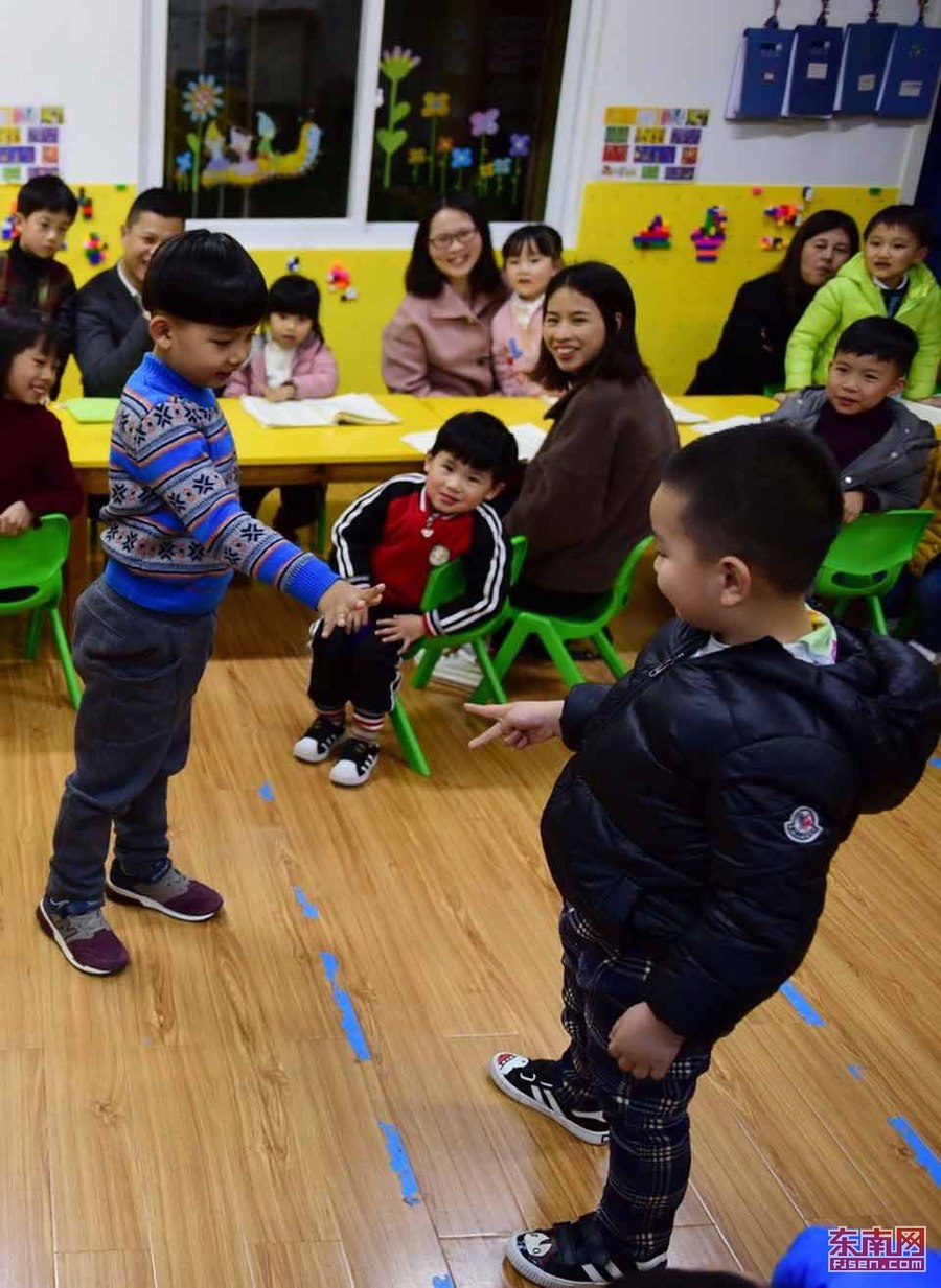 【高清图7】【滚动新闻】【地市平潭】平潭国学课课堂气氛活跃