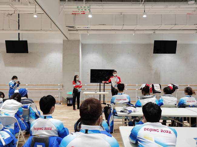 五棵松体育中心660名冬奥会志愿者集结到位_fororder_3_副本