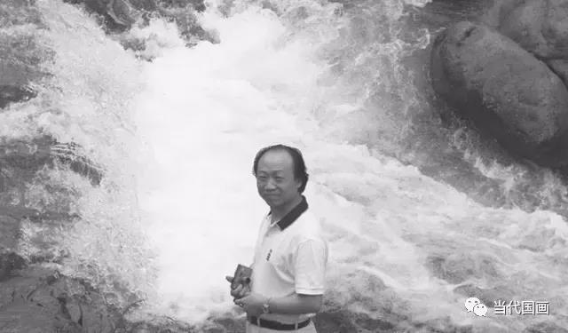 冯大中画虎最初是以严谨典雅、工而不匠的画风为画界所熟知。