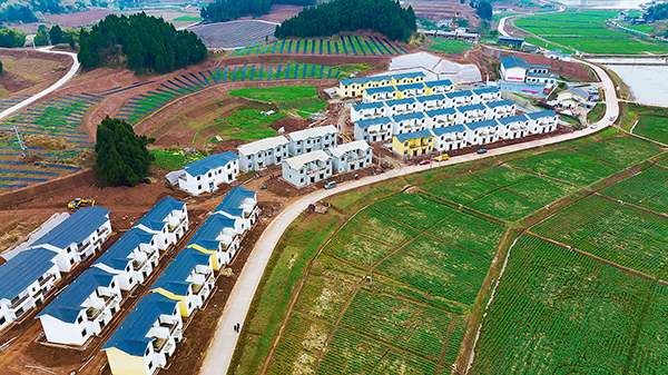 新春走基层|遂宁市安居区：沼气能源再利用 海龙村乡村振兴大有可为_fororder_10建设中的海龙新村（摄影-廖志全）