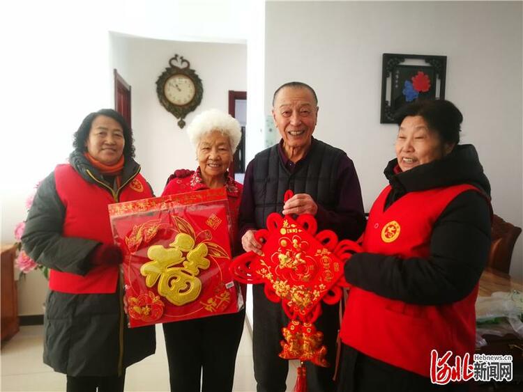 承德高新区滨河社区：  老人生活美 社区幸福多