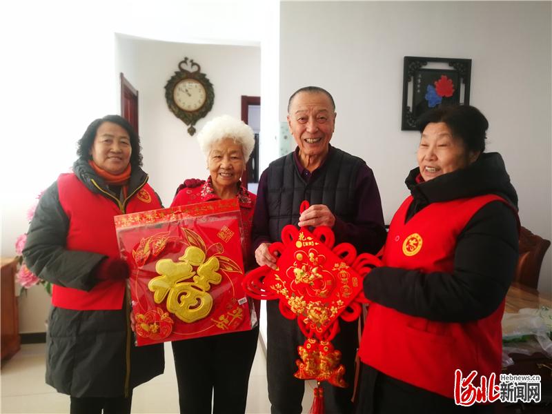 承德高新区滨河社区：  老人生活美 社区幸福多