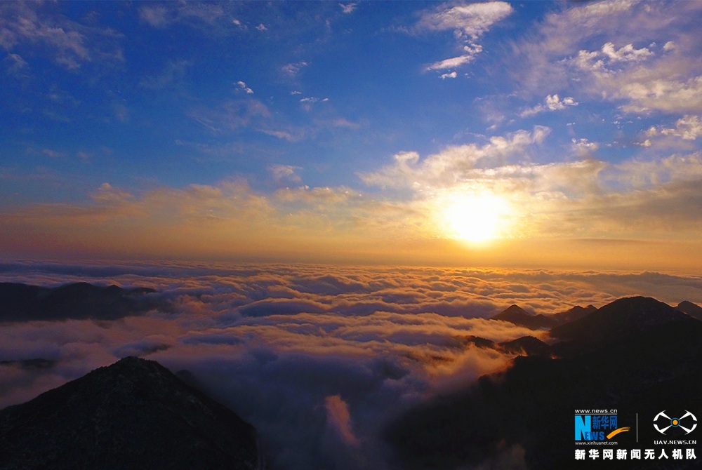 【“飞阅”中国】航拍重庆红池坝云海雪景 气势磅礴吞山河