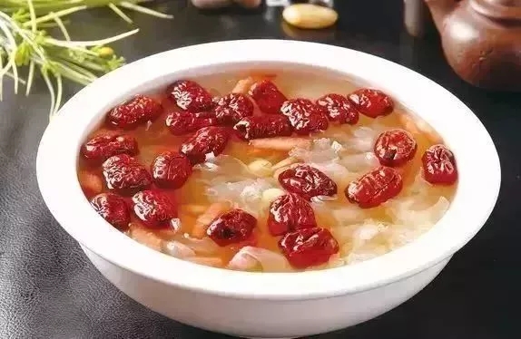 【食在重庆　标题摘要】冬天手脚干燥有裂口？ 用这个果皮抹几次