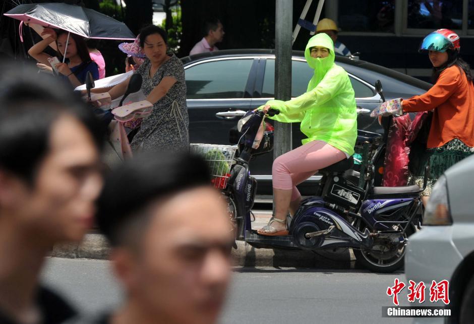 “火炉”福州迎来高温天气 最高达38℃