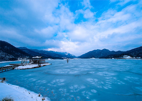 Beautiful Scenery of “Ice Flowers” Appears in Yueba Village, Guangyuan City, Sichuan Province_fororder_1