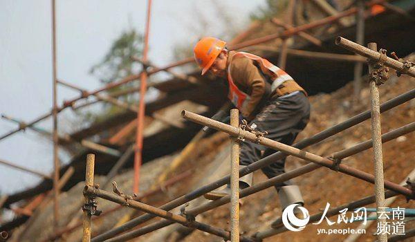 有了这条高速路 广南不再“难”