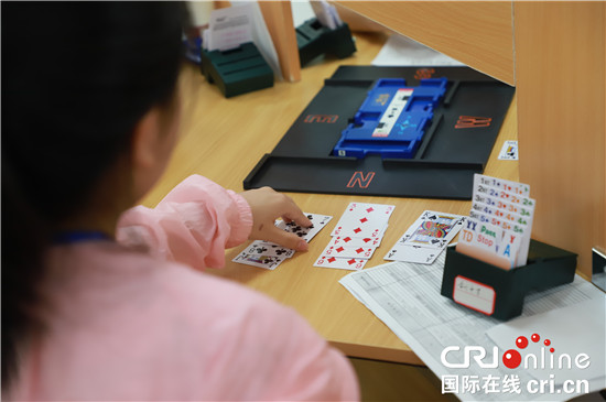【CRI专稿 列表】全国中学生桥牌锦标赛在重庆合川开幕【内容页标题】全国中学生桥牌锦标赛在重庆合川开幕 系西部地区首次承办