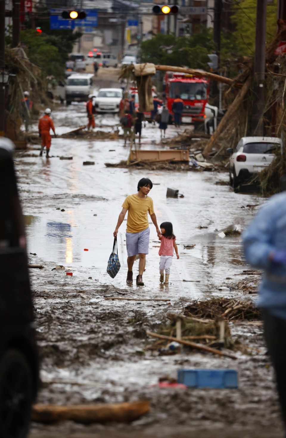 暴雨致日本熊本县18人死亡 16人心肺停止