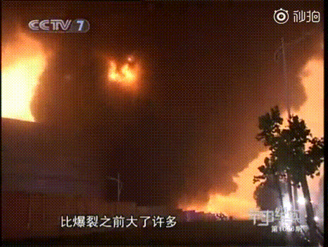 《烈火英雄》原型上热搜，更震撼更催泪！