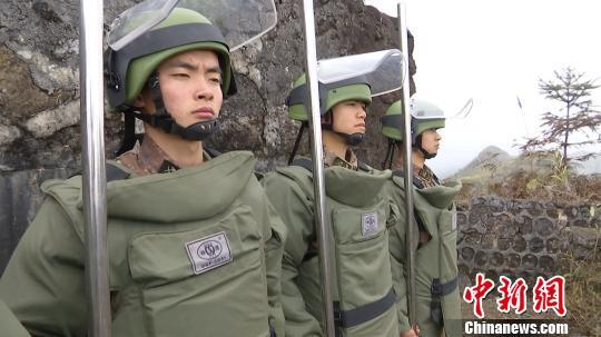 中越边境扫雷牺牲战士被追记二等功 追认为烈士