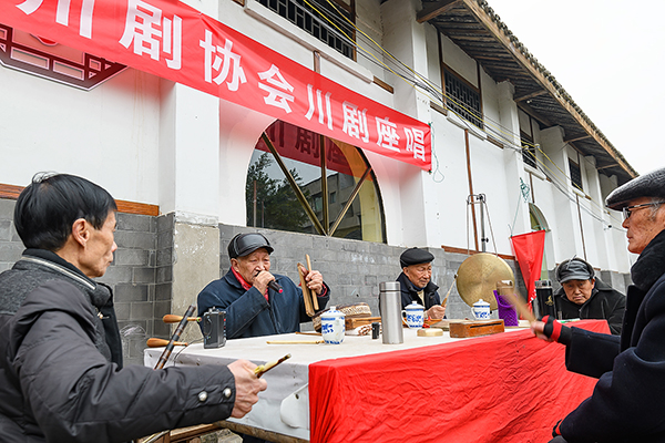 自贡富顺：千年盐运古镇 今朝重焕生机_fororder_12川剧座唱（摄影-廖志全）